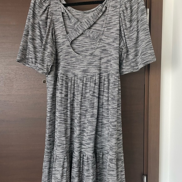 Daily Practice - black & white striped tunic swing dress - Picture 3 of 3